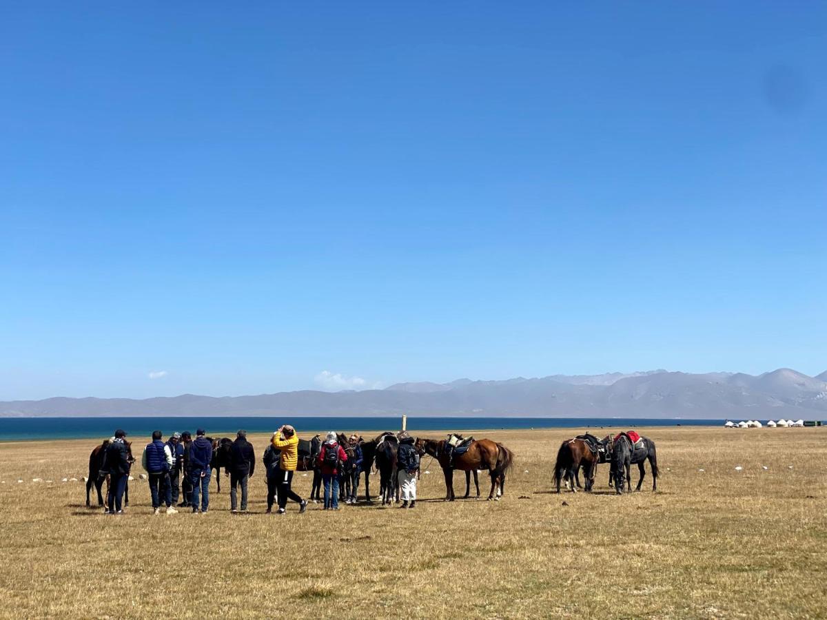 Yurt Camp Ali-Nur At Lake Song-Kol Юрточный Лагерь Али-Нур Озеро Сон-Куль Сон-Куль Кыргызстан Нарын Kyrgyzstan Naryn Exterior foto
