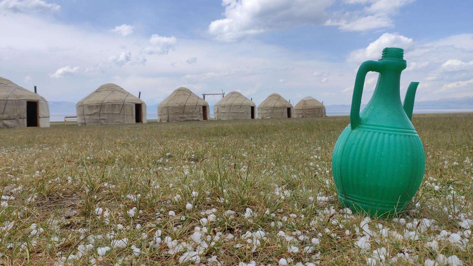 Yurt Camp Ali-Nur At Lake Song-Kol Юрточный Лагерь Али-Нур Озеро Сон-Куль Сон-Куль Кыргызстан Нарын Kyrgyzstan Naryn Exterior foto